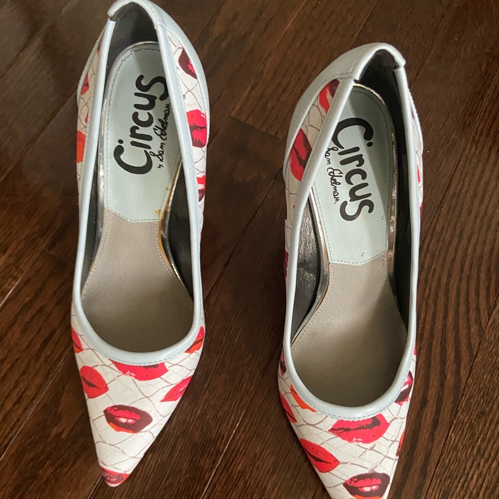 Ladies shoe